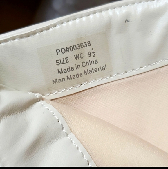 Journee Vegan Leather Boots - Picture 6 of 6